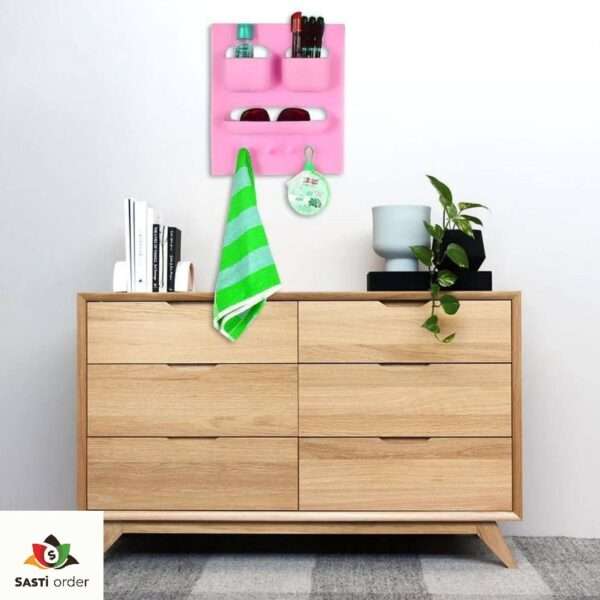 Unbreakable soap dish and toothpaste holder featuring a modern design, made from durable materials for long-lasting use in the bathroom.