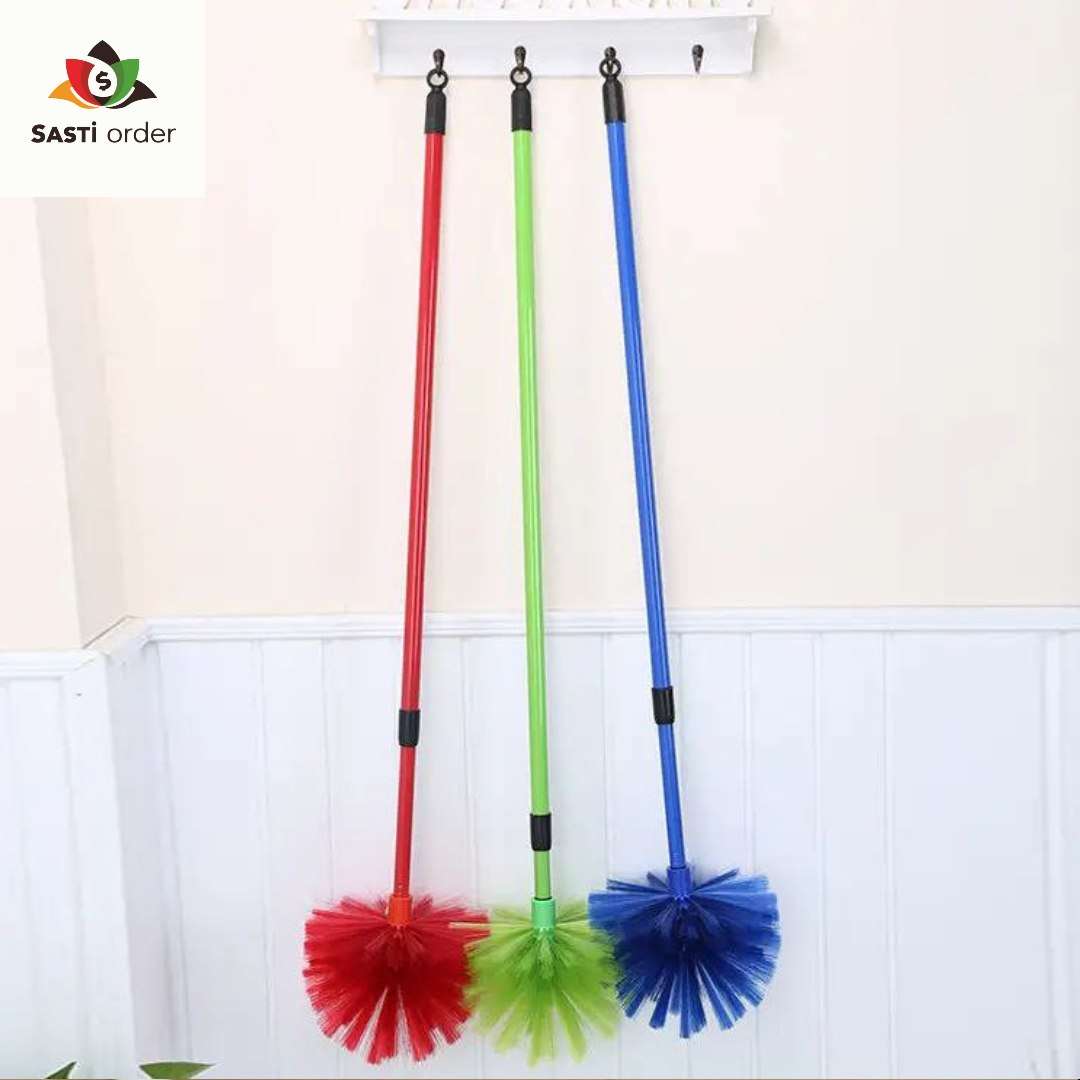 Image of the broom standing upright: "Round Ceiling Super Broom with a telescopic handle, designed for efficient cleaning of high ceilings and tight spaces.