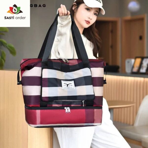 Foldable Dry Wet Separation Travel Bag showcasing waterproof compartments for organizing wet and dry items, designed for hassle-free travel.