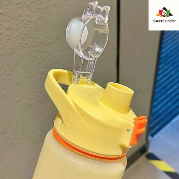 Large-capacity-plastic-water-bottle