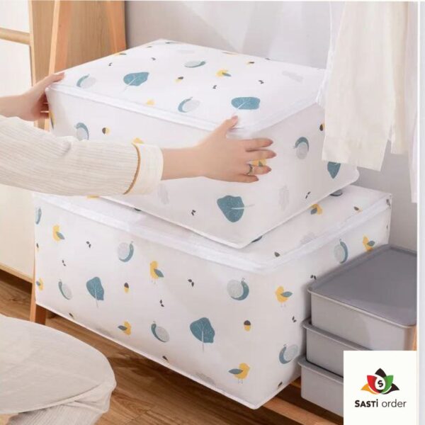Quilt Storage Bag with transparent window and handles, designed to protect and organize quilts and bedding.