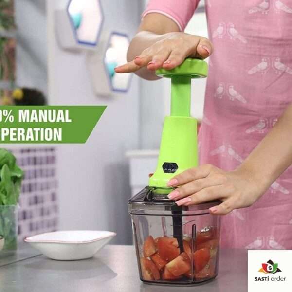 Push Chopper 1000ml: A large-capacity food chopper with sharp stainless steel blades and an easy push-down mechanism for quick and efficient chopping.