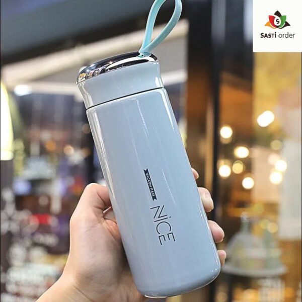 400ml small glass bottle with leak-proof cap, compact and elegant design, ideal for beverages." This alt text highlights the key features. Let me know if you need any modifications